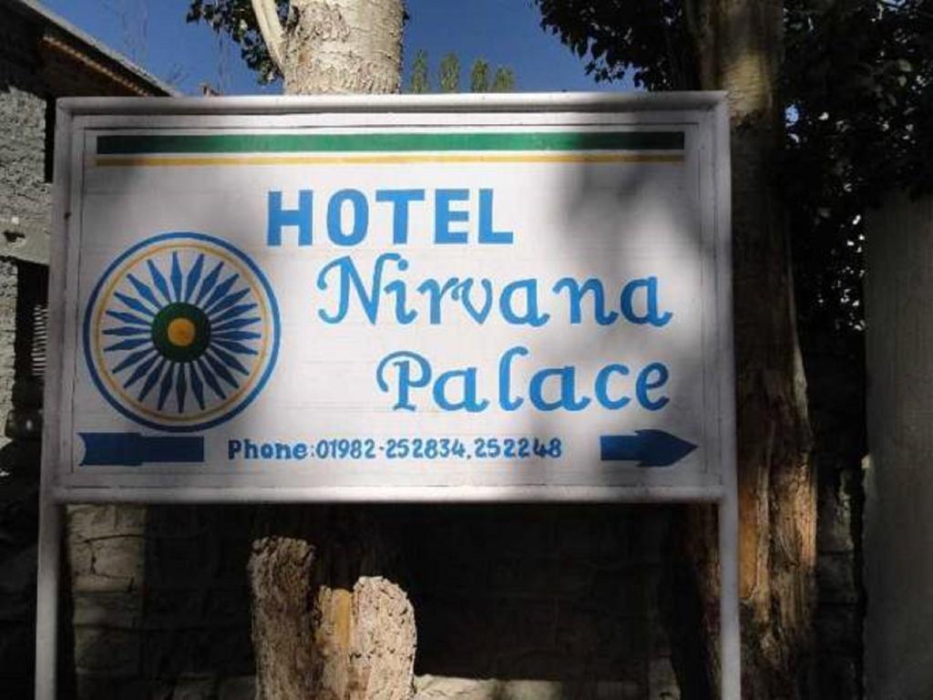 Hotel Nirvana Palace Léh Exteriér fotografie